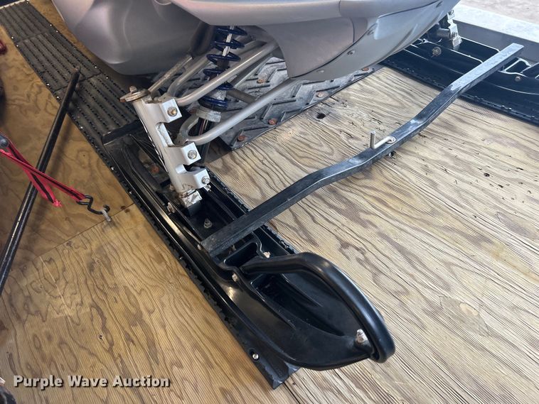 image for item MO9234 2007 Arctic Cat Bearcat 570 snowmobile