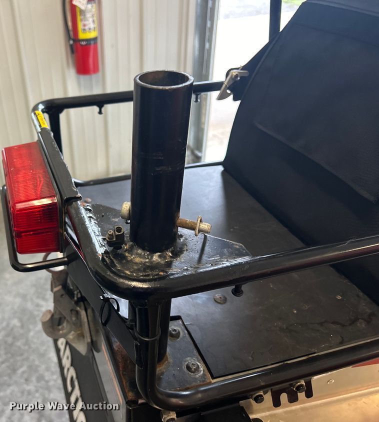 image for item MO9234 2007 Arctic Cat Bearcat 570 snowmobile