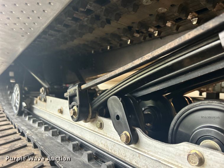 image for item MO9234 2007 Arctic Cat Bearcat 570 snowmobile