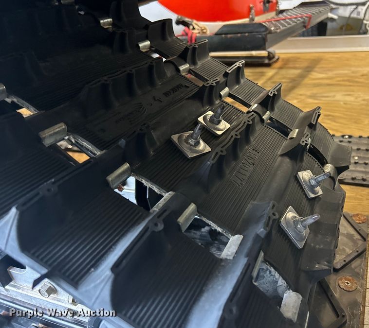 image for item MO9234 2007 Arctic Cat Bearcat 570 snowmobile