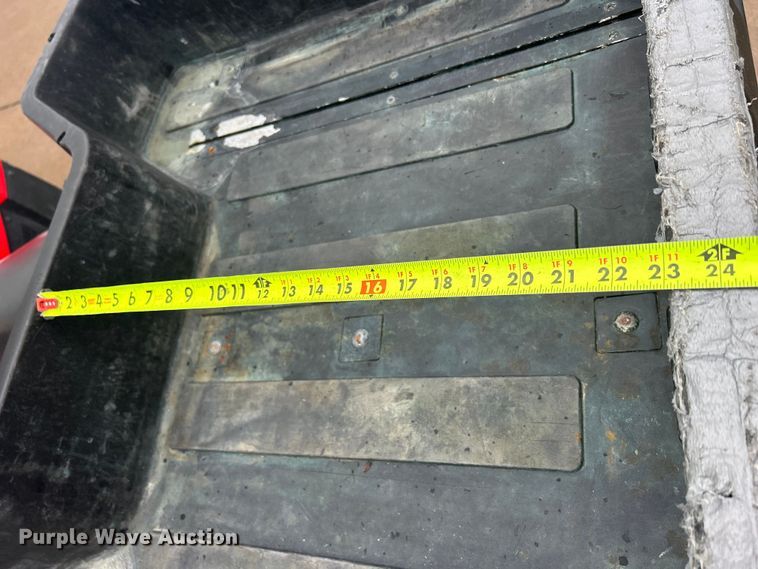 image for item MO9235 2006 Arctic Cat 500 ATV