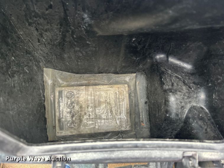 image for item MO9235 2006 Arctic Cat 500 ATV