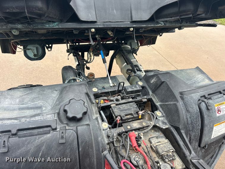 image for item MO9235 2006 Arctic Cat 500 ATV