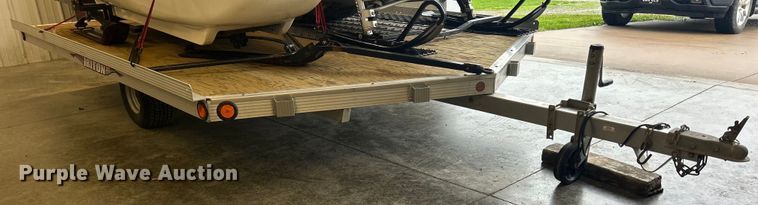 image for item MO9236 2006 Triton XT10VR snowmobile trailer