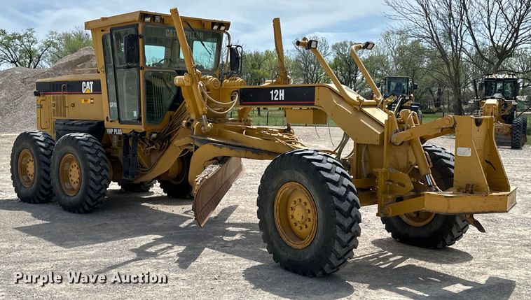 image for item ND9196 2006 Caterpillar 12H motor grader