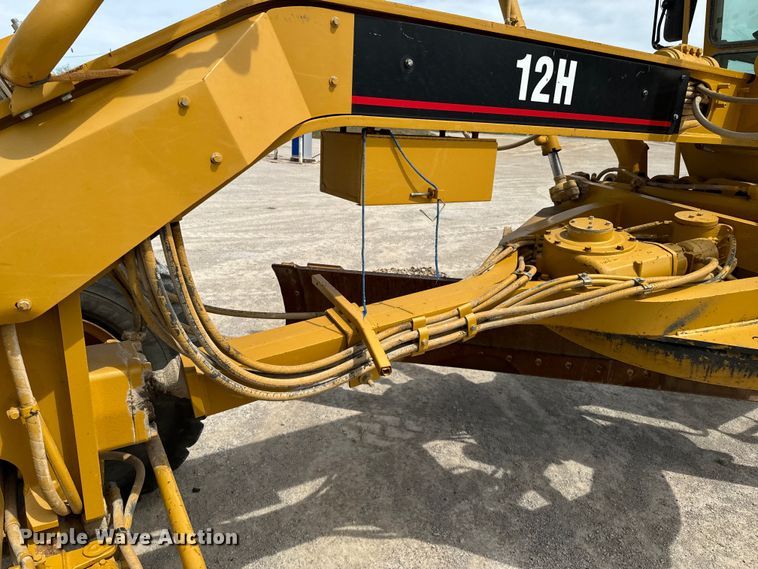 image for item ND9196 2006 Caterpillar 12H motor grader