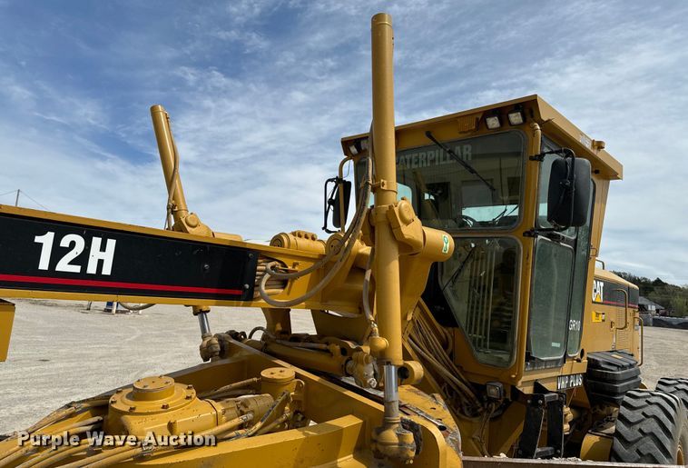 image for item ND9196 2006 Caterpillar 12H motor grader