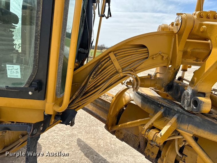 image for item ND9196 2006 Caterpillar 12H motor grader