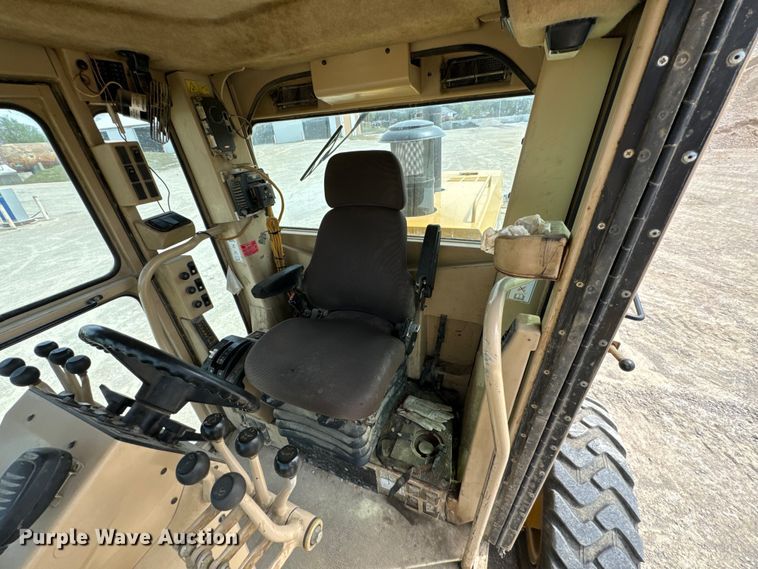 image for item ND9196 2006 Caterpillar 12H motor grader