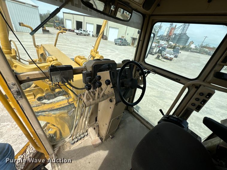 image for item ND9196 2006 Caterpillar 12H motor grader
