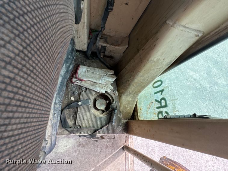 image for item ND9196 2006 Caterpillar 12H motor grader