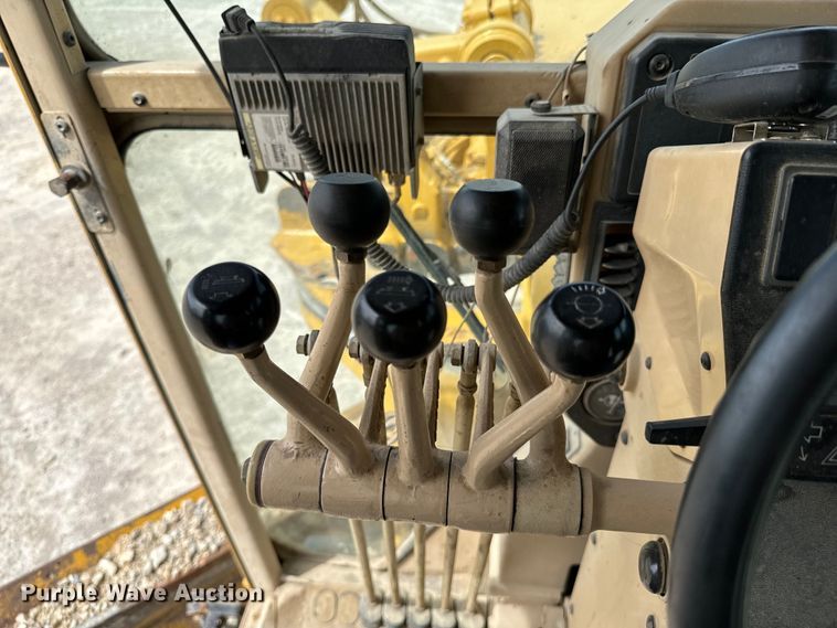 image for item ND9196 2006 Caterpillar 12H motor grader