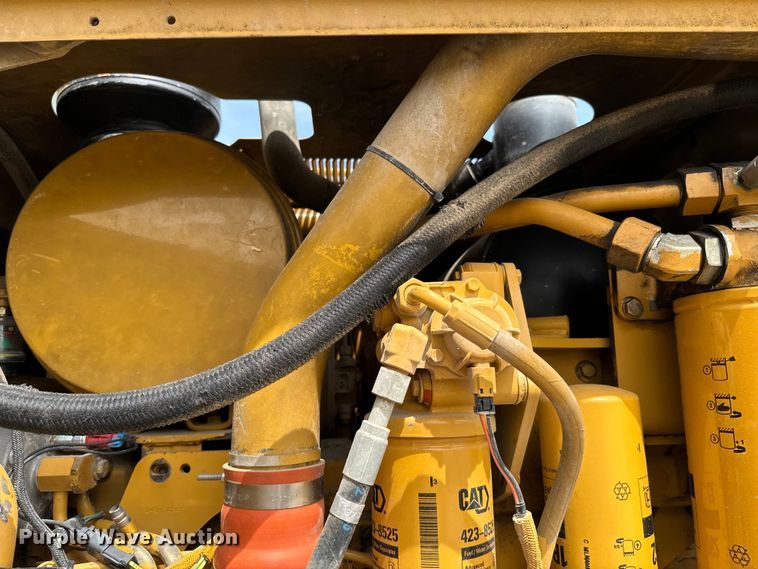 image for item ND9196 2006 Caterpillar 12H motor grader