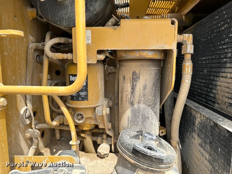 image for item ND9196 2006 Caterpillar 12H motor grader