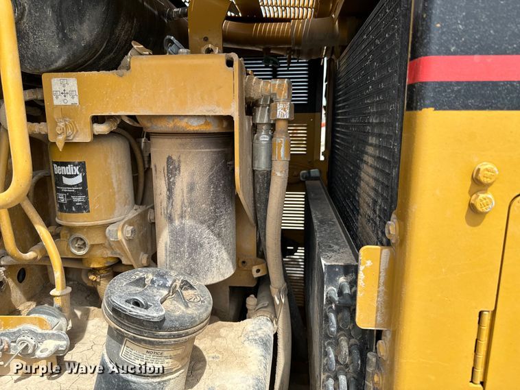 image for item ND9196 2006 Caterpillar 12H motor grader