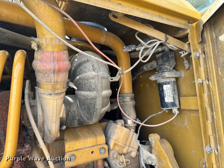 image for item ND9196 2006 Caterpillar 12H motor grader