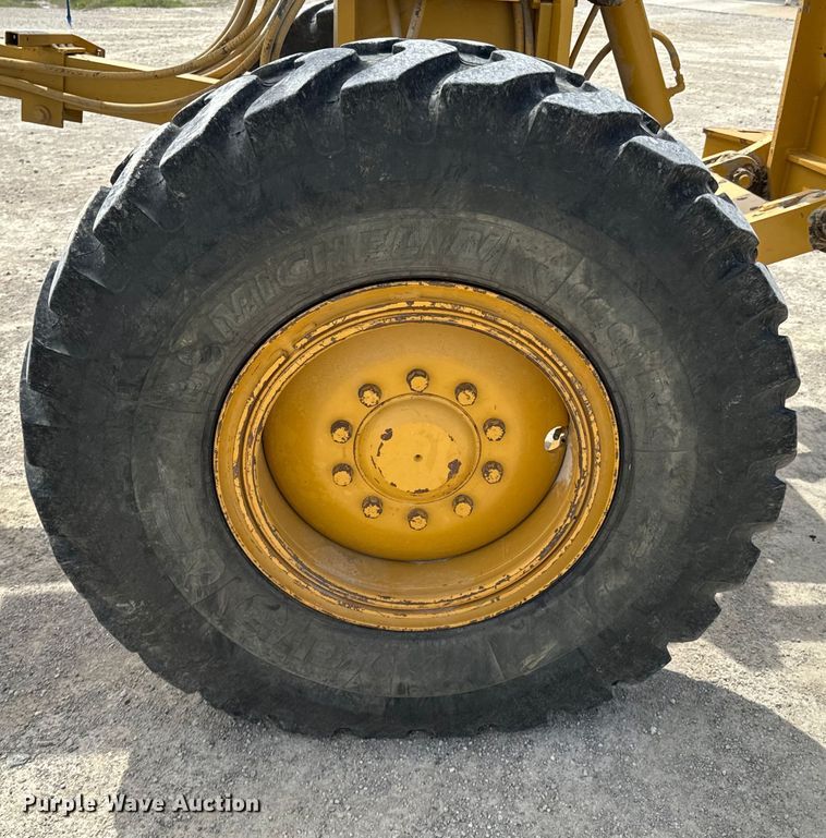 image for item ND9196 2006 Caterpillar 12H motor grader