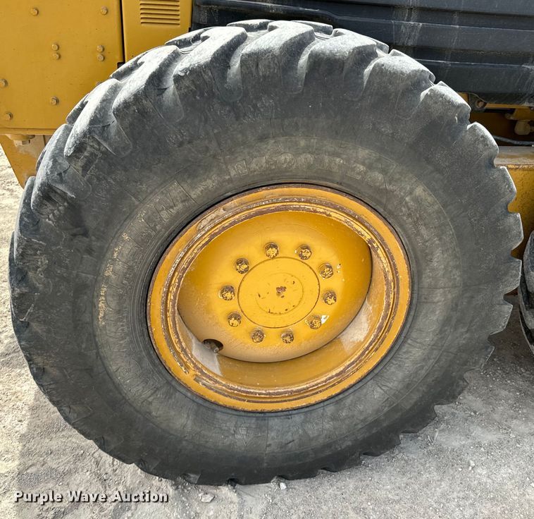 image for item ND9196 2006 Caterpillar 12H motor grader