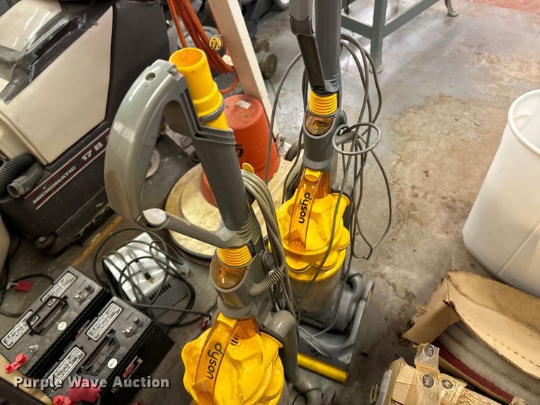 image for item ND9201 Floor cleaning equipment