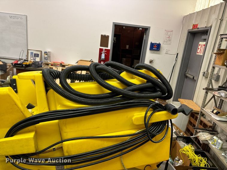 image for item ND9201 Floor cleaning equipment