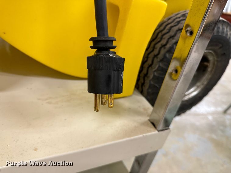 image for item ND9201 Floor cleaning equipment