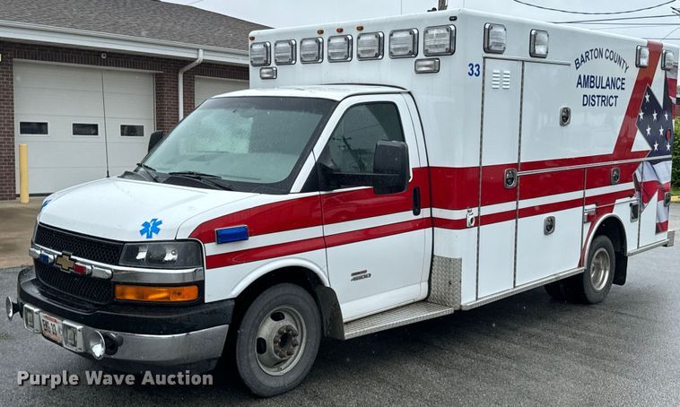 image for item ND9204 2015 Chevrolet Express 4500 ambulance
