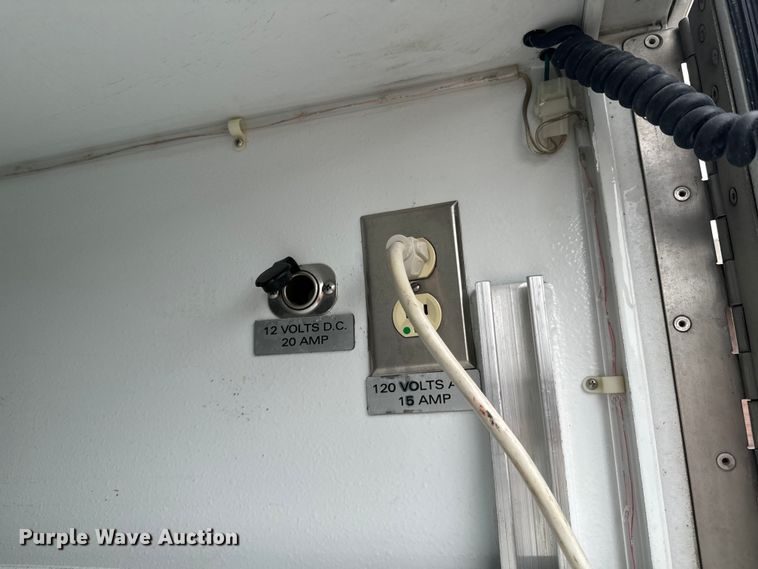 image for item ND9204 2015 Chevrolet Express 4500 ambulance