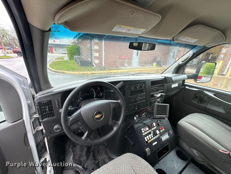 image for item ND9204 2015 Chevrolet Express 4500 ambulance