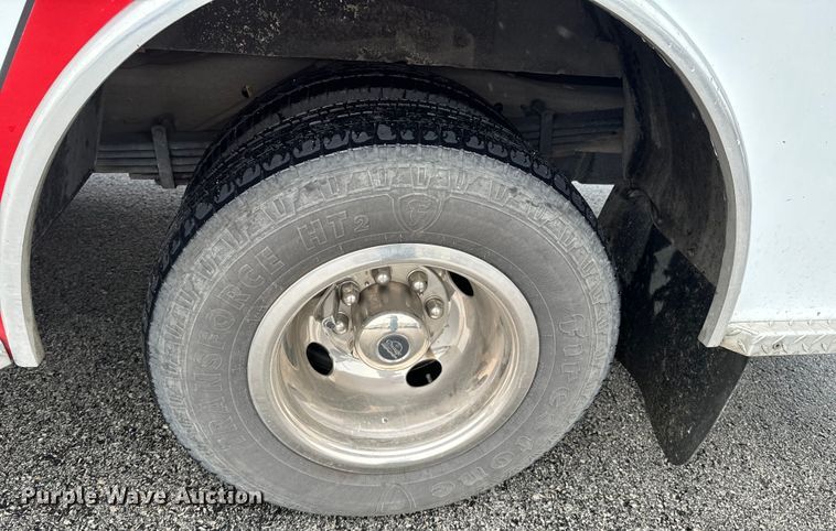 image for item ND9204 2015 Chevrolet Express 4500 ambulance