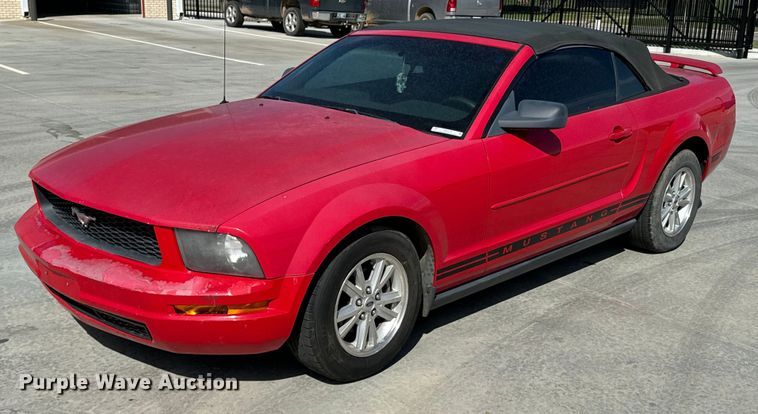 image for item ND9238 2006 Ford Mustang convertible