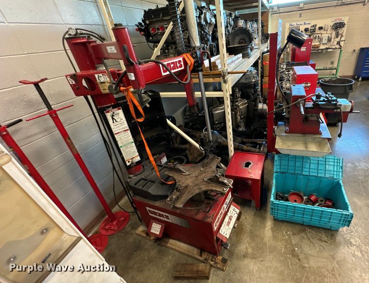 image for item ND9243 Accu-Turn 8922 brake lathe