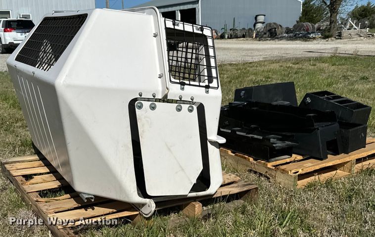 image for item NH9167 Law enforcement equipment