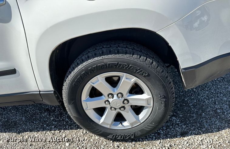 image for item NH9169 2009 Saturn Outlook XE SUV