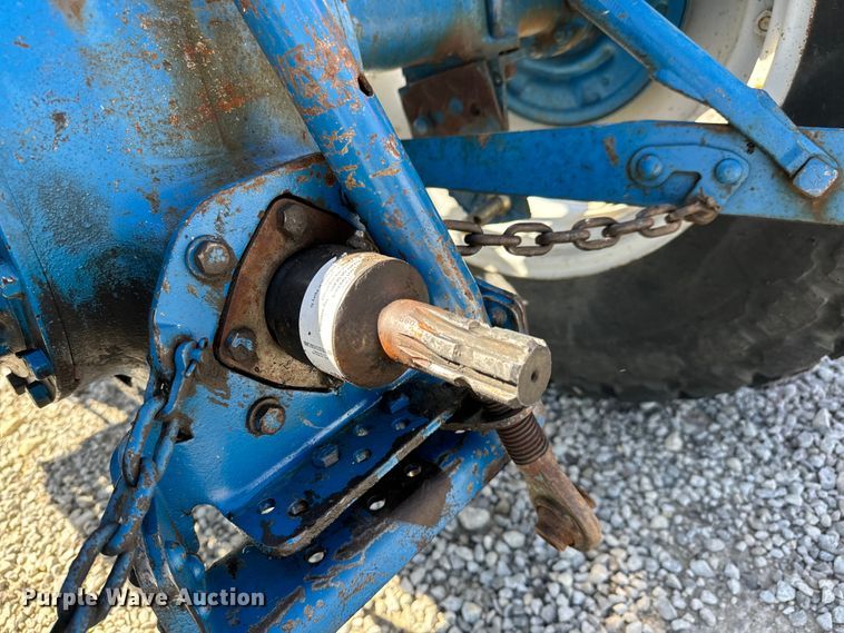 image for item NH9171 Ford 2000 tractor