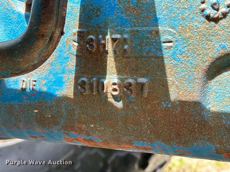 image for item NH9171 Ford 2000 tractor