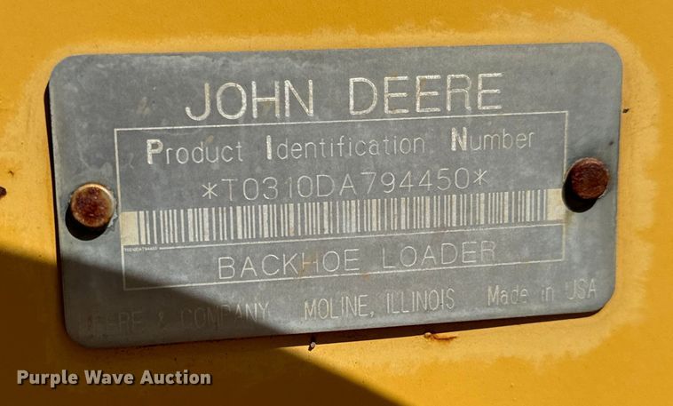 image for item NH9174 1993 John Deere 310D backhoe