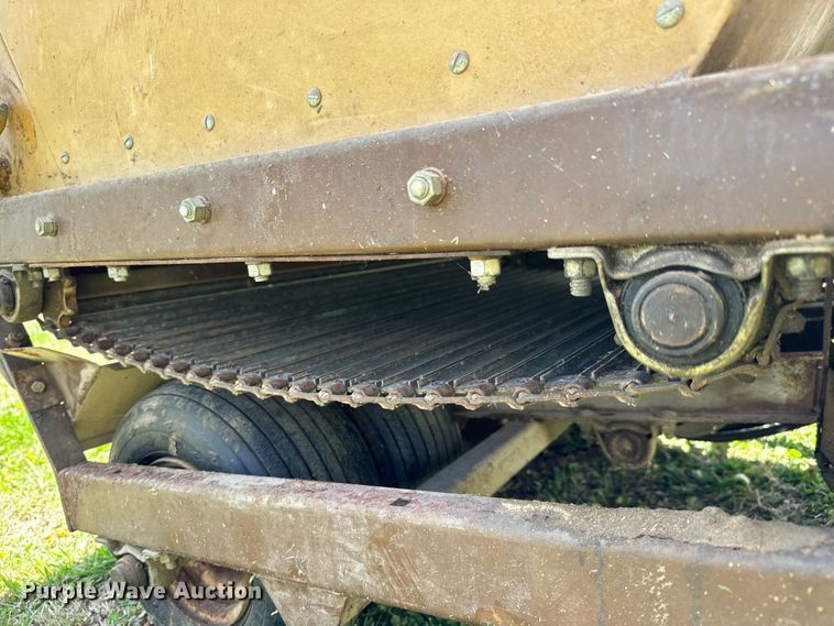 image for item NH9177 Lawn equipment