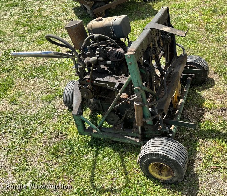 image for item NH9177 Lawn equipment