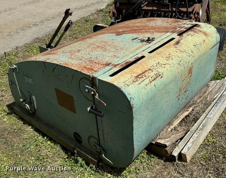 image for item NH9177 Lawn equipment