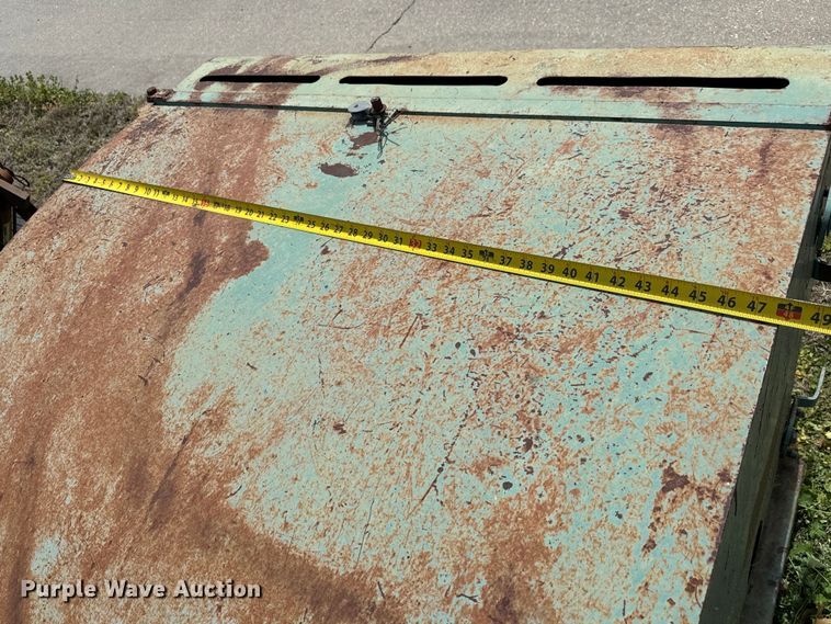 image for item NH9177 Lawn equipment