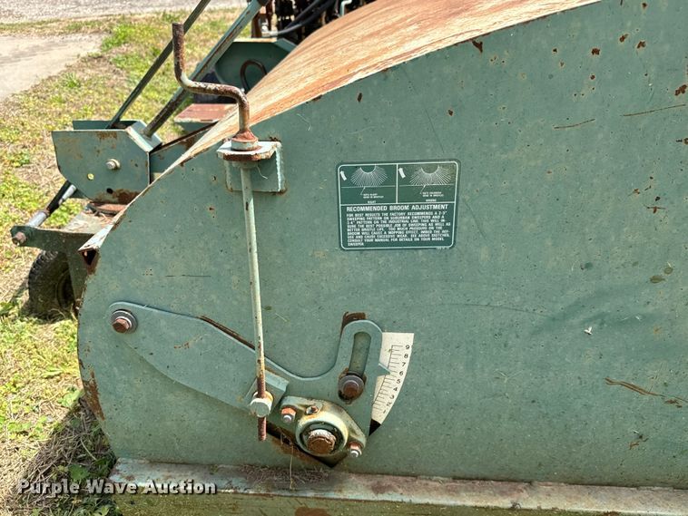 image for item NH9177 Lawn equipment