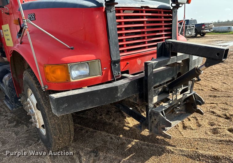 image for item NL9702 1997 International 4900 dump truck