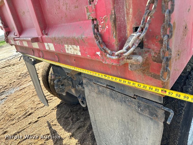 image for item NL9702 1997 International 4900 dump truck