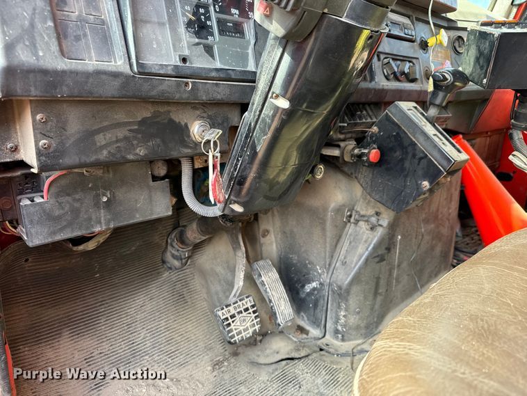 image for item NL9702 1997 International 4900 dump truck