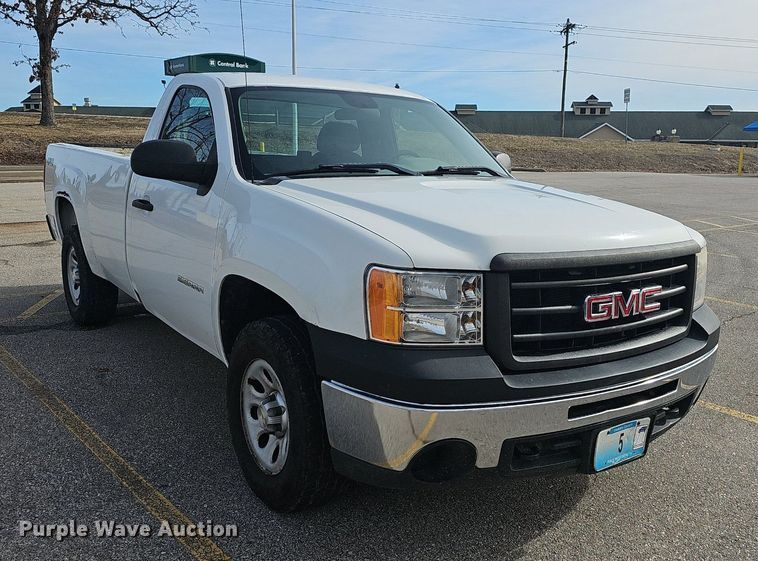 image for item NP9386 2012 GMC Sierra 1500 pickup truck