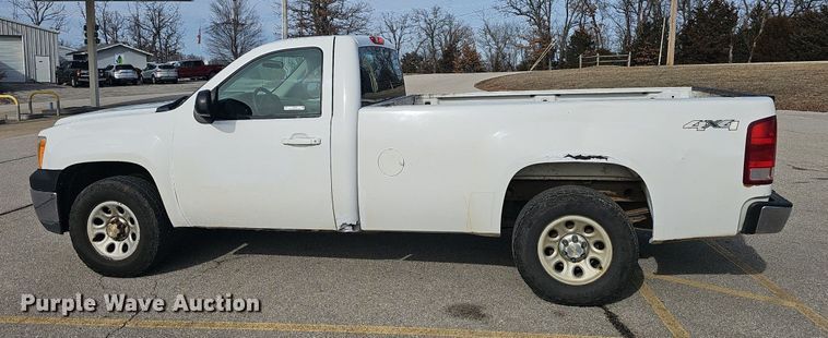 image for item NP9386 2012 GMC Sierra 1500 pickup truck
