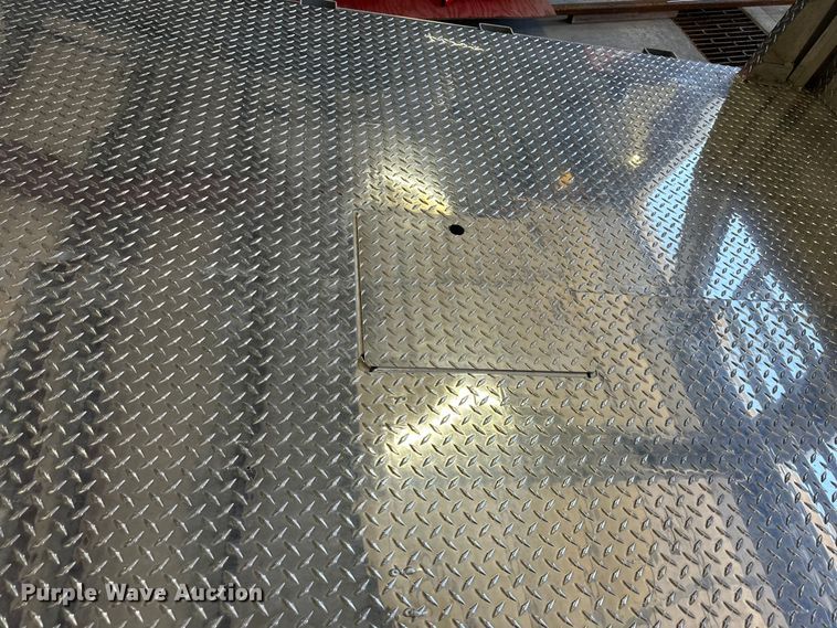 image for item NT9095 Crossfire  flatbed 