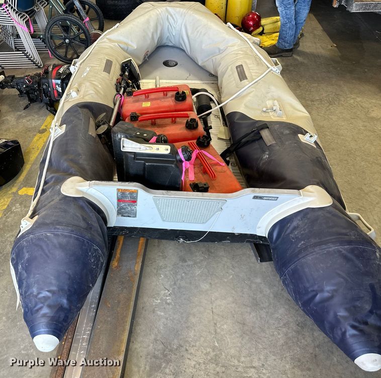 image for item NT9102 Kodiak  boat