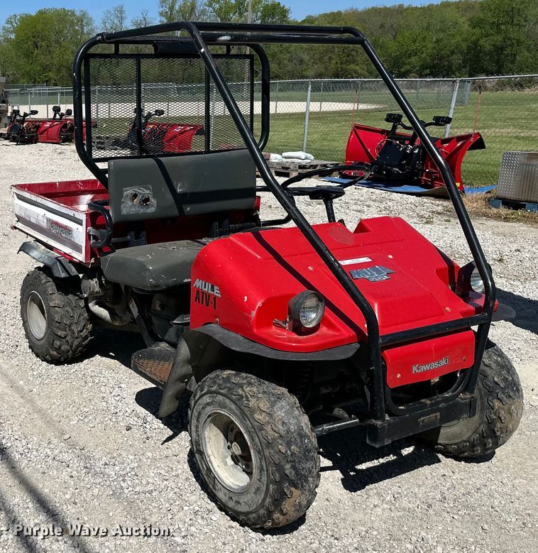 image for item NT9145 2001 Kawasaki Mule 550 utility vehicle