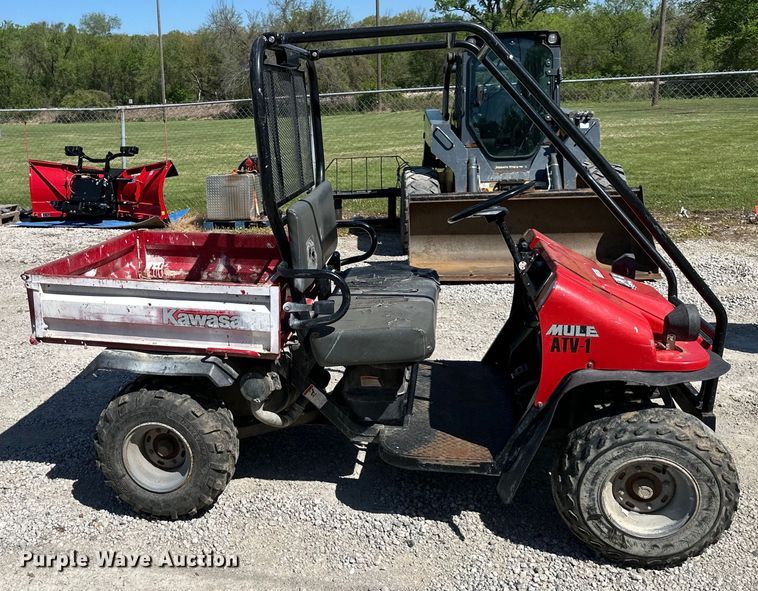 image for item NT9145 2001 Kawasaki Mule 550 utility vehicle